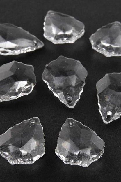 30mm Acrylic Leaf Drop Clear Pkg/100 Approximately