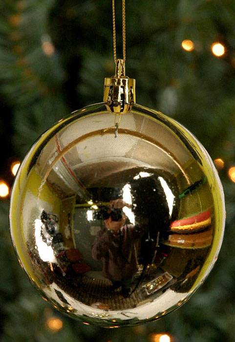 80mm Shiny Plastic Ball Gold Box/6