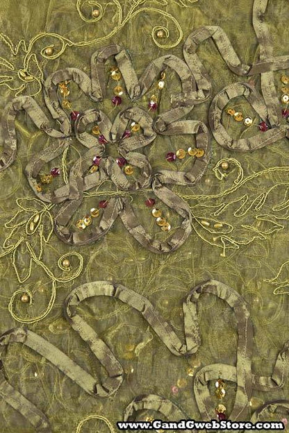 27" X 108" Sheer Fabric W/satin Flowers Mos/mos