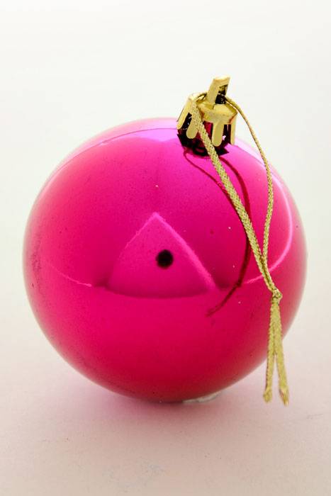 2.35" Shiny Plastic Ball Fuchsia Pkg/16