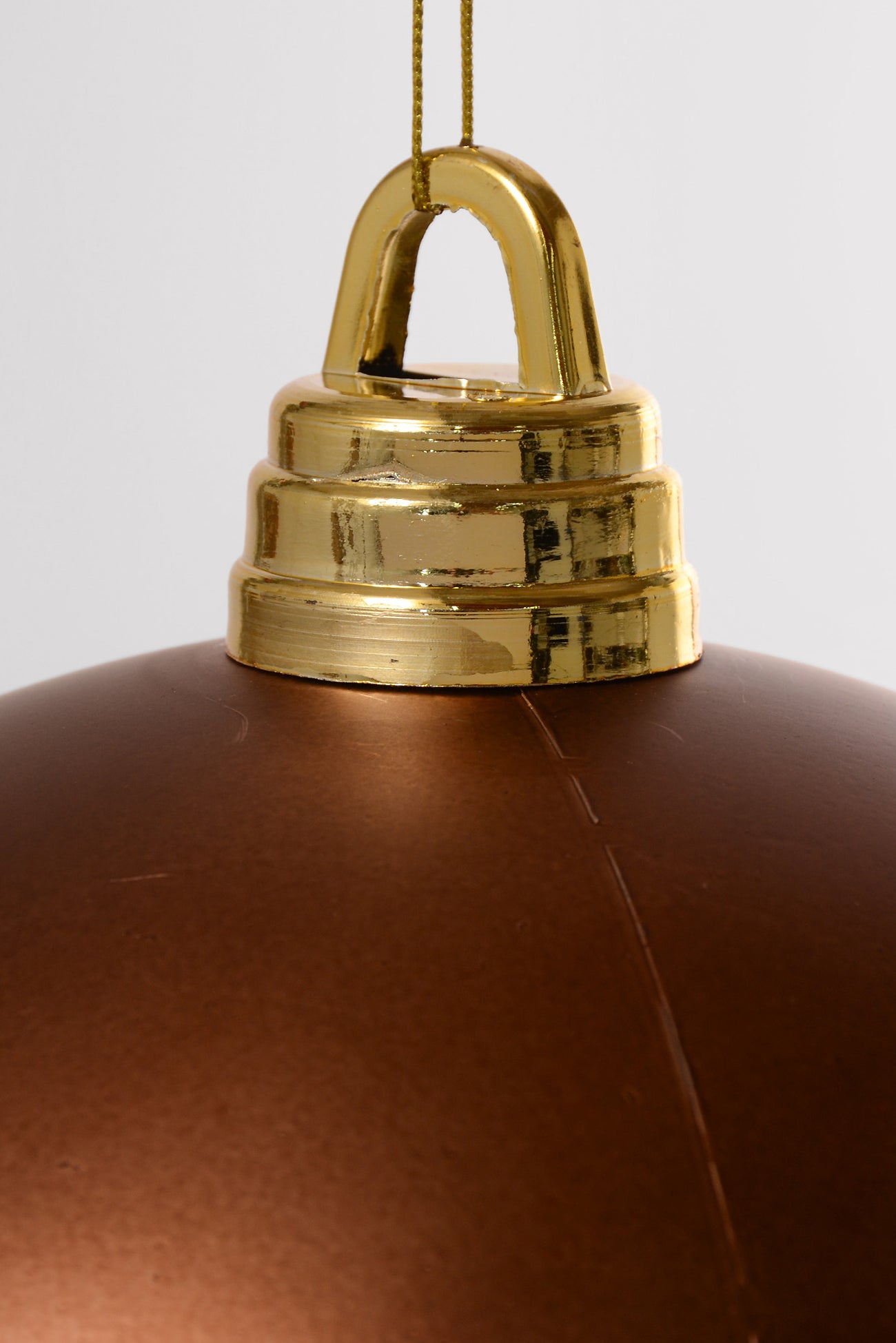 300Mm Matt Plastic Ball Chocolate