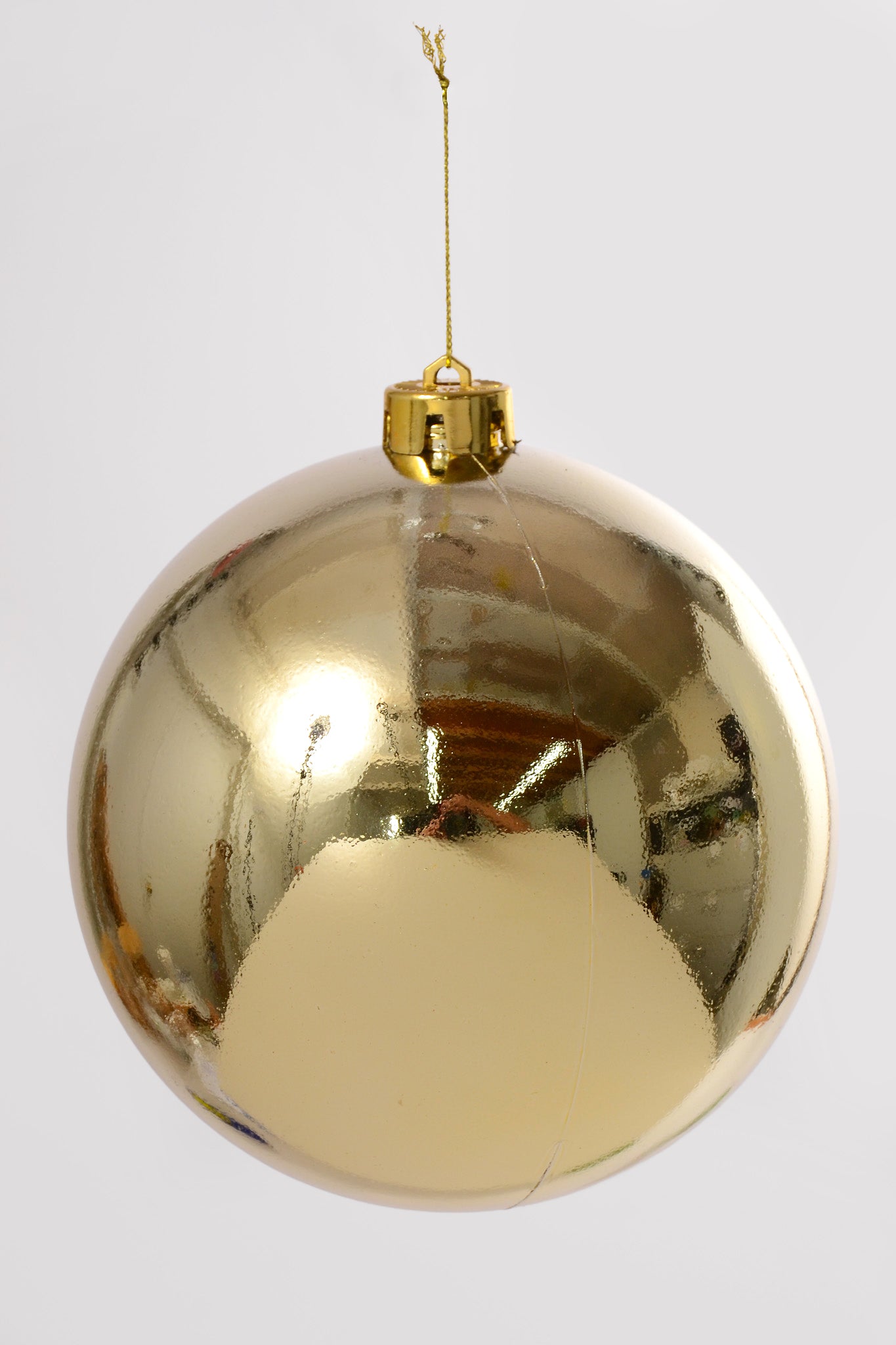 150Mm Shiny Plastic Ball Pale Gold