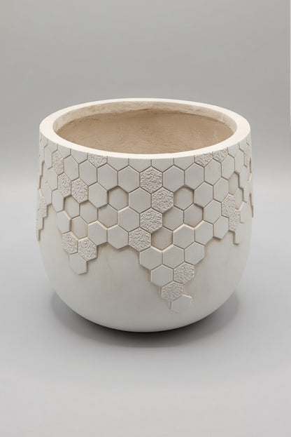 19" X 16.5" Round Pot White