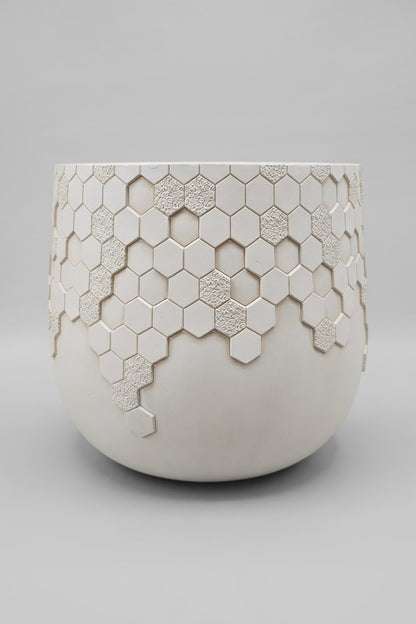 19" X 16.5" Round Pot White
