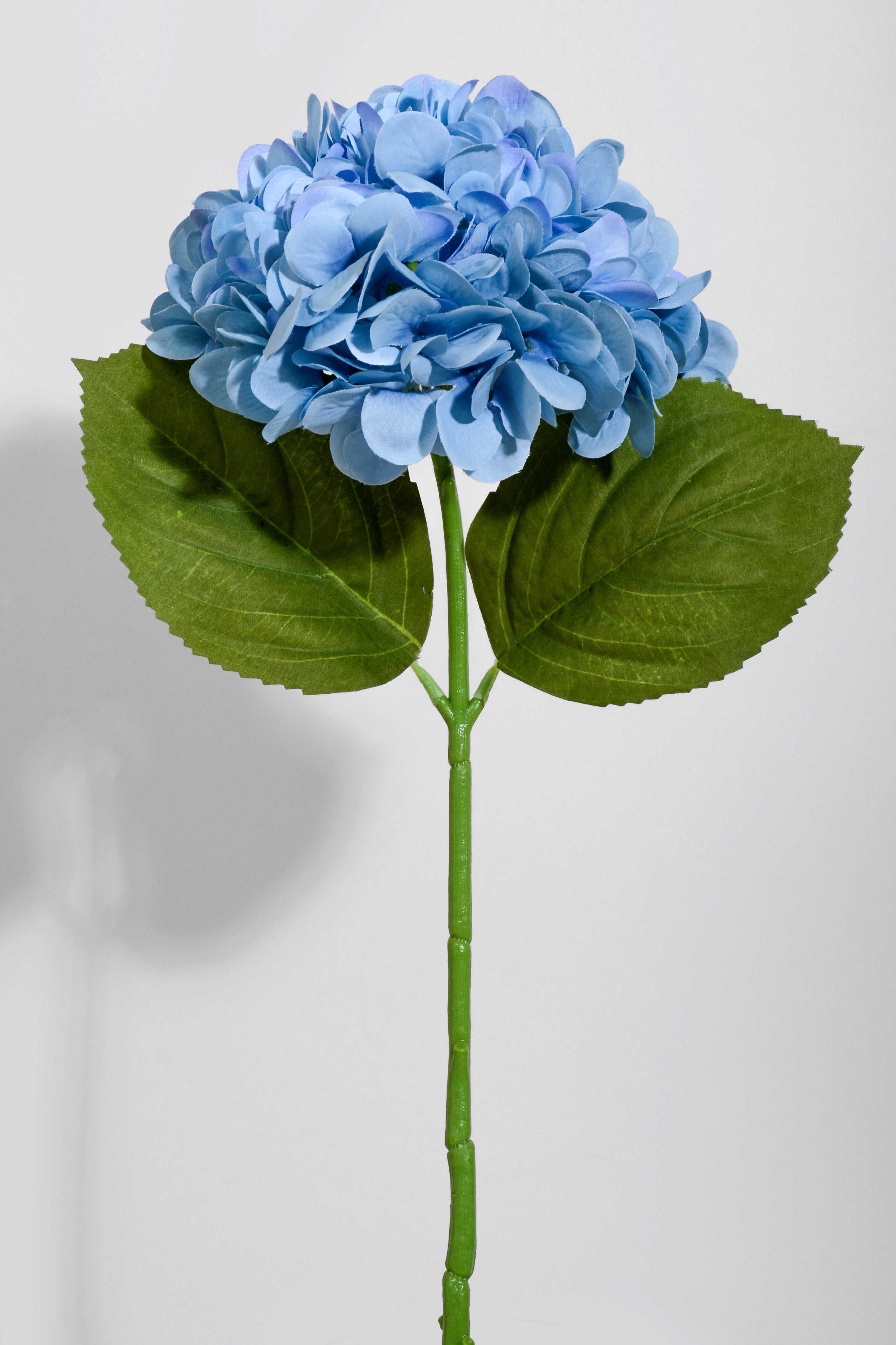 18.5" Silk Hydrangea Stem W/2 leaves Blue