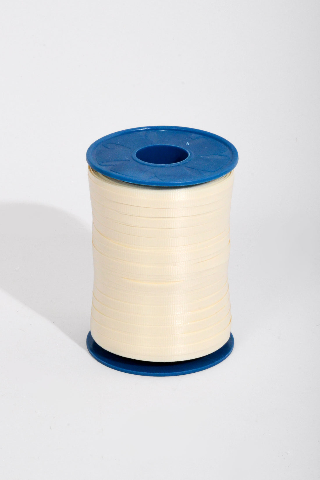 3/16" X 500Y Crimped Curling Ribbon Ivory