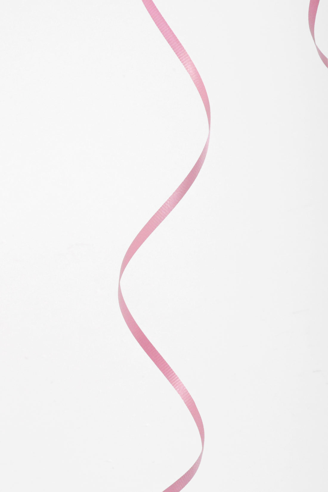 3/16" X 500Y Crimped Curling Ribbon Light Pink