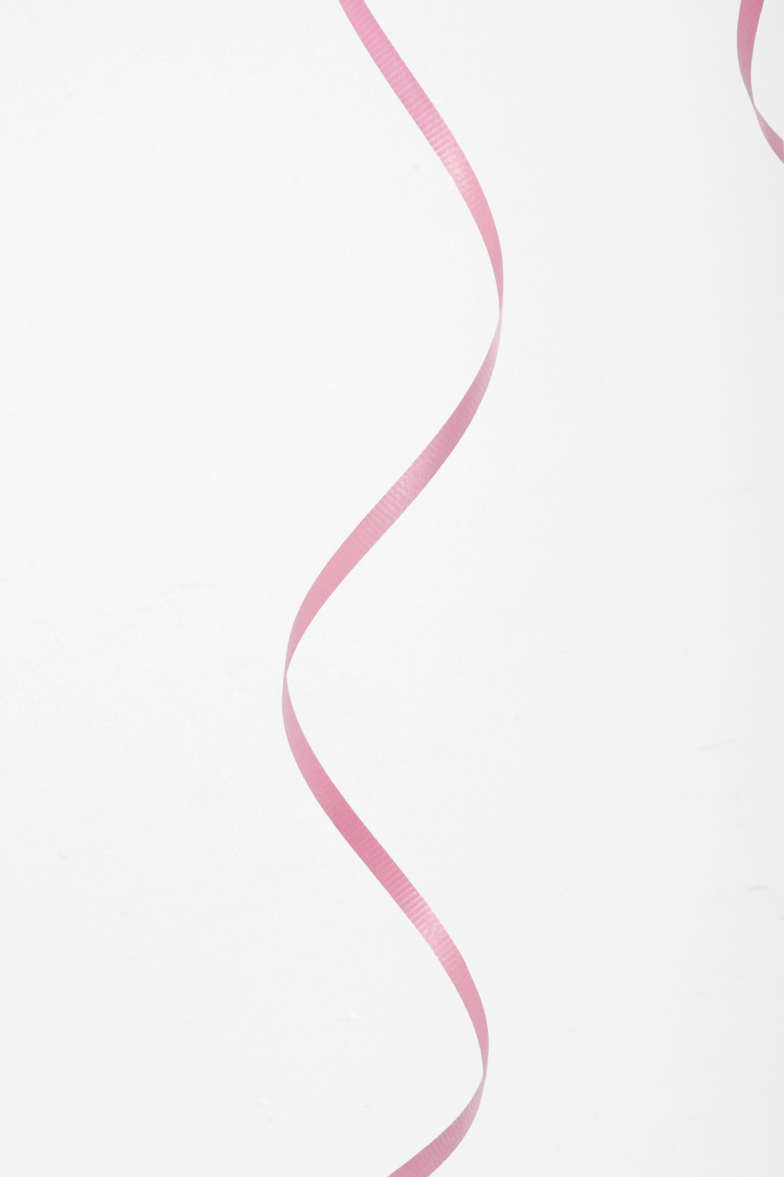 3/16" X 500Y Crimped Curling Ribbon Light Pink