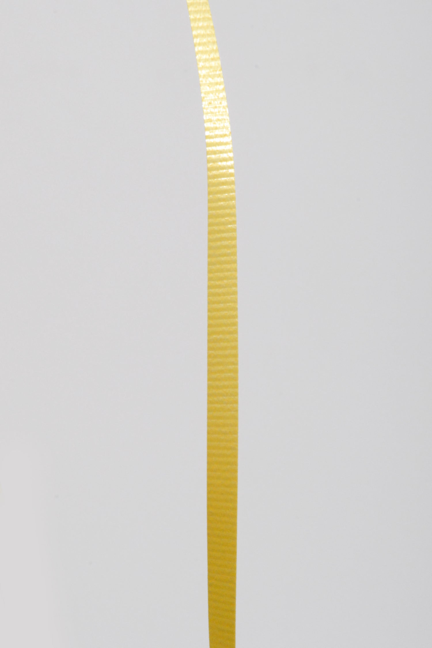 3/16" X 500Y Crimped Curling Ribbon Gold