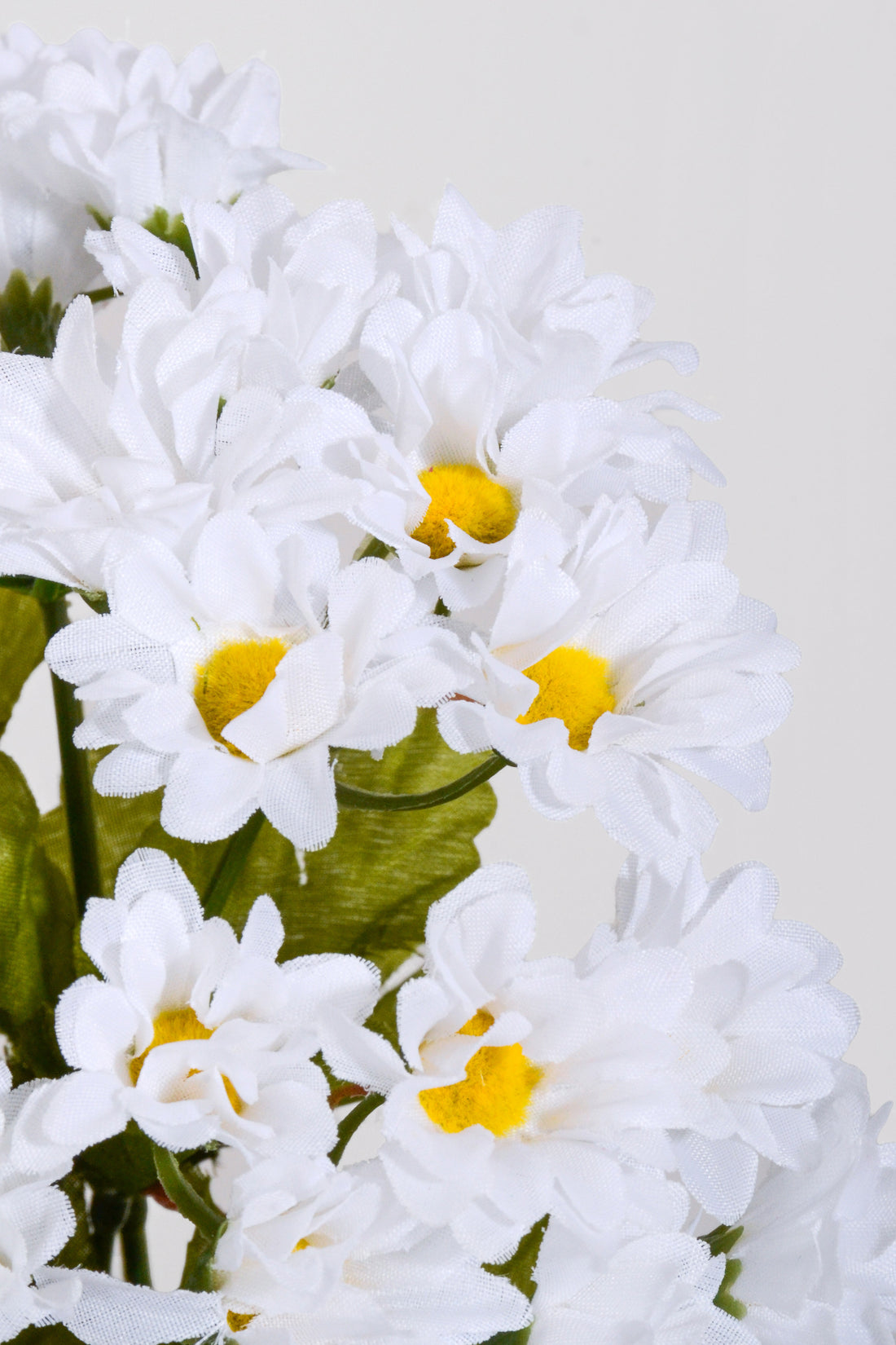 8" Mini Silk Daisy Bush White