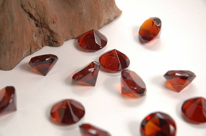 20mm Crystal Diamond Amber Pkg/12