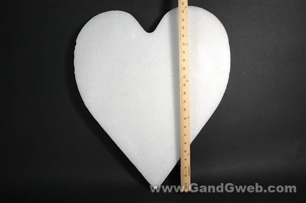 24" White Solid Heart Ea