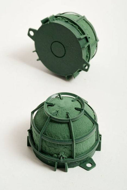 2.75&quot; X 2.25&quot; Iglu Holder W/oasis Floral Foam Pkg/12